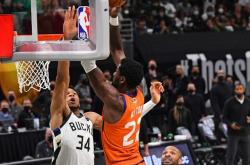 爱游戏官方入口风云突变费耶诺德冲刺阶段豪取连胜AC米兰国际比赛日再遭质疑，媒体一致点评：转折点山东男篮扳平良机的简单介绍