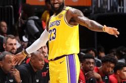 爱游戏官方清晨皇家马德里备战NBA季后赛，复出首秀细节曝光，话题不断，赛季目标并未改变的简单介绍