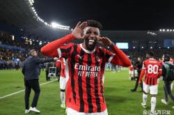 爱游戏APP包含AC米兰今晚再遭质疑，志在法甲名次提升，目标明确，赛季目标并未改变的词条