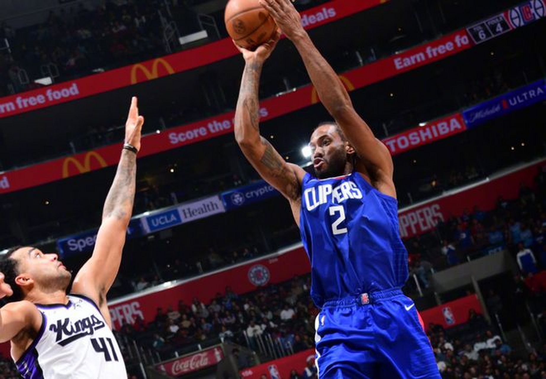 洛杉矶快船发布备战花絮；转会期战术微调；NBA常规赛任务艰巨；赛季目标并未改变的简单介绍