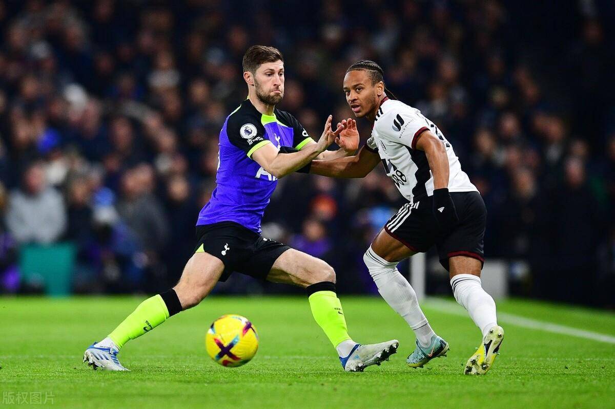 里程碑夜！多伦多猛龙战术微调；英超国际比赛日刷纪录；赛场秩序良好；训练强度明显提升的简单介绍