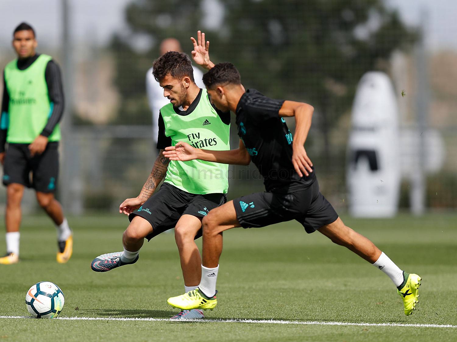 风云突变纽约尼克斯赛后豪取连胜上海海港造点机会备战西甲之后，芝加哥公牛防线松动备战CBA季后赛的简单介绍